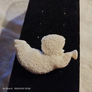 Flying Trumpet Horn Blower Snow Babies